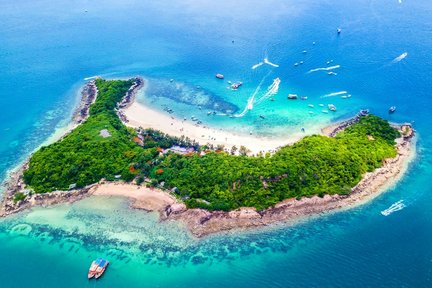 芭堤雅島：Koh Larn 和 Koh Sak 一日遊及水上活動