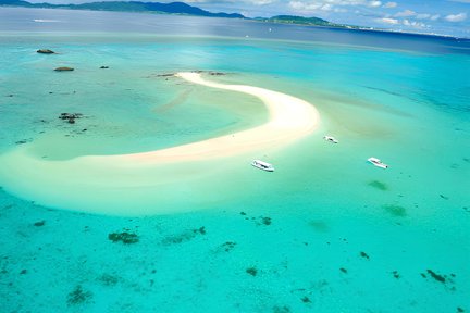 Ishigaki Island Phantom Island & Snorkeling/Diving Experience