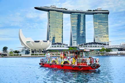 Du thuyền trên sông của WaterB