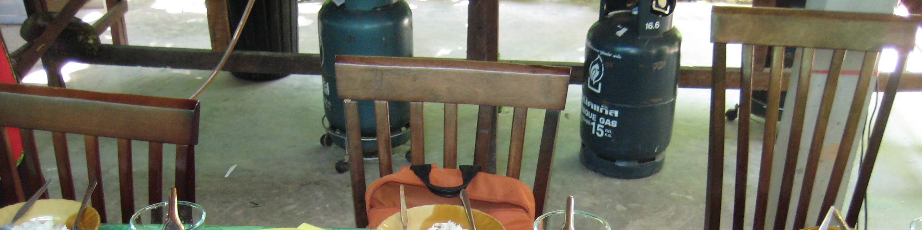 アオ ナンのヤズ タイ料理学校