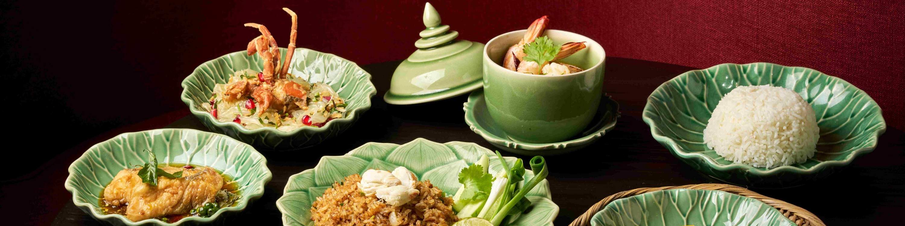 Erawan Tea Room Grand Hyatt Erawan Bangkok (Pemenang Panduan MICHELIN)