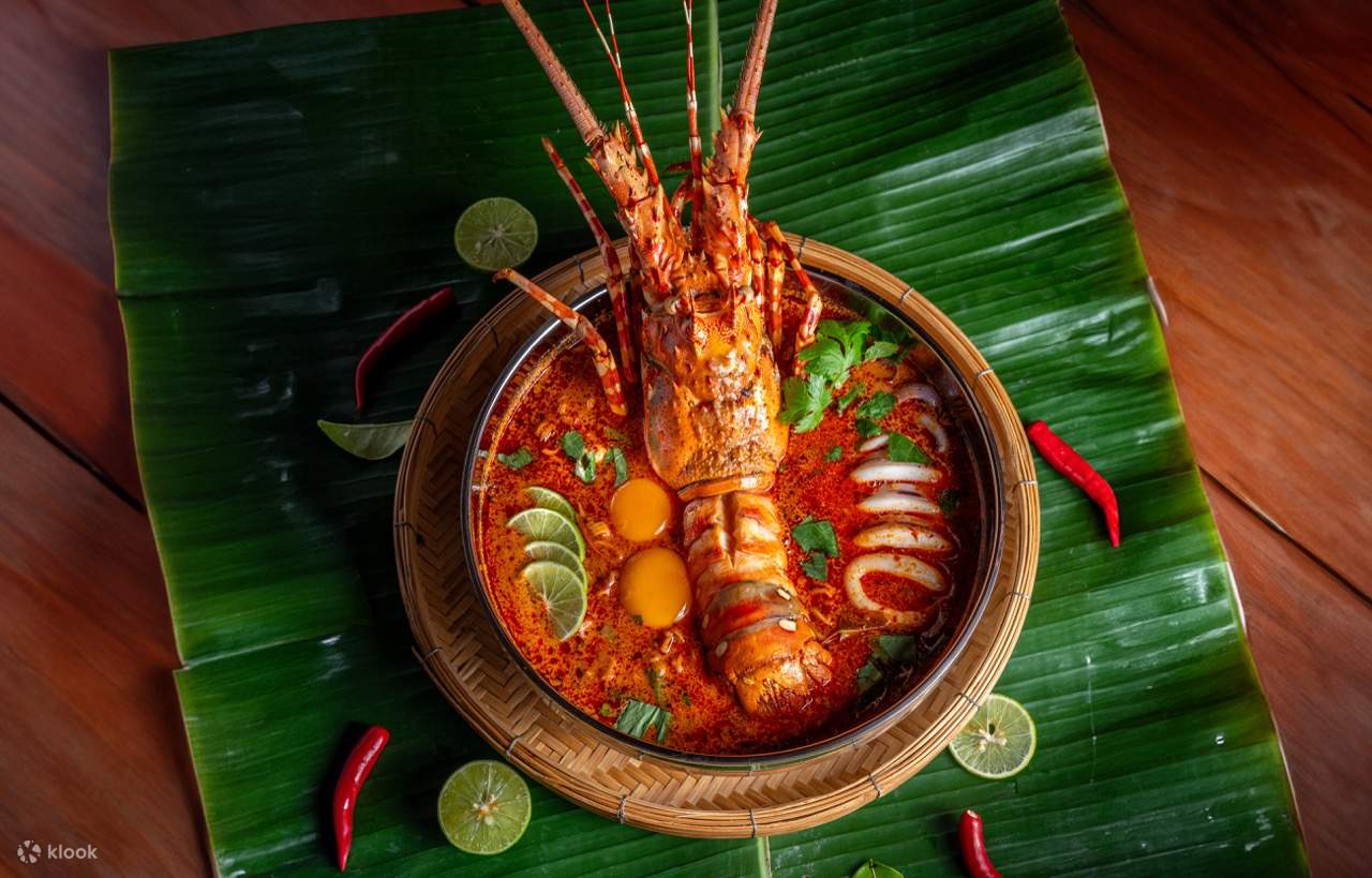 อัครา สกาย หนุมาน - รูฟท็อปบาร์ ณ วัน ซิตี้ เซ็นเตอร์ กรุงเทพฯ