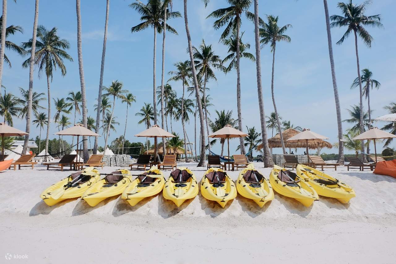 kayak sull'isola di ranoh