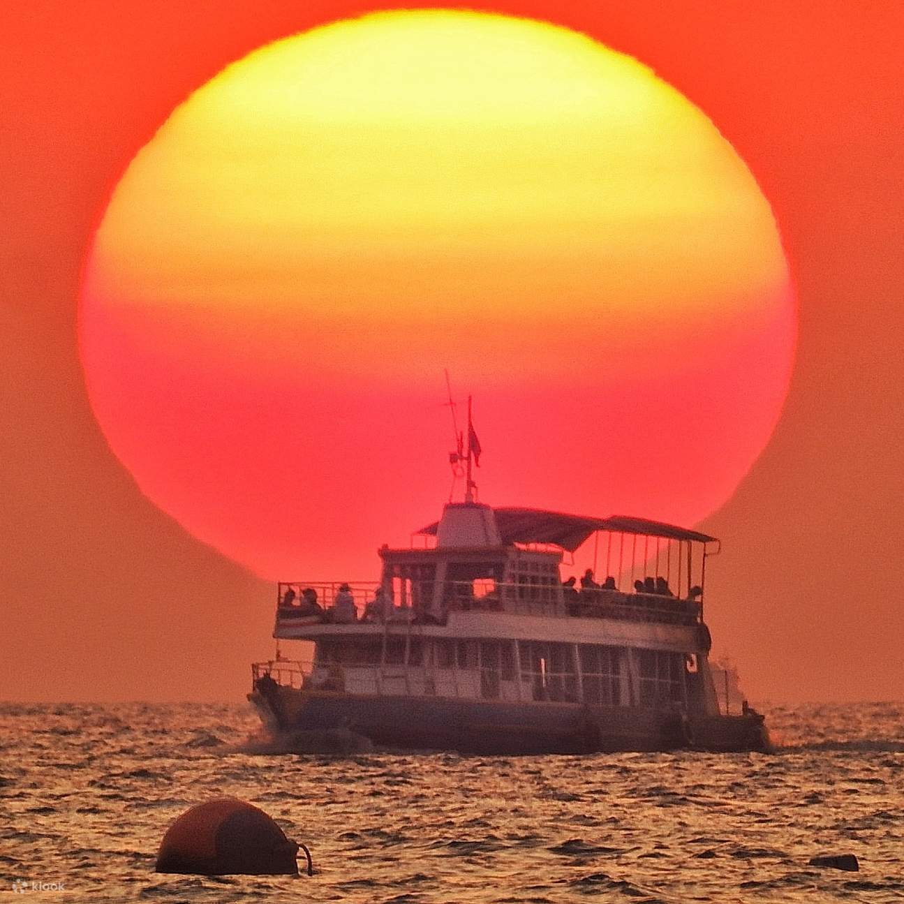 pattaya beach sunset view