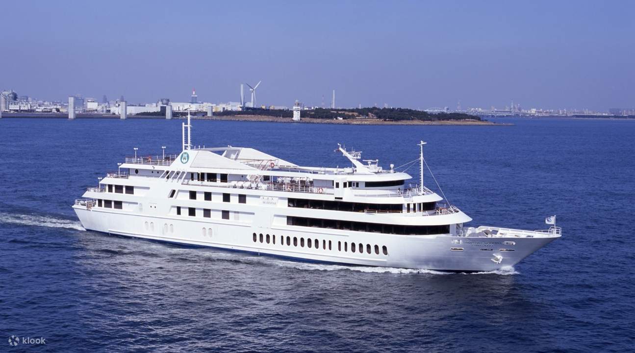 Bateau de croisière déjeuner dans la baie de Tokyo