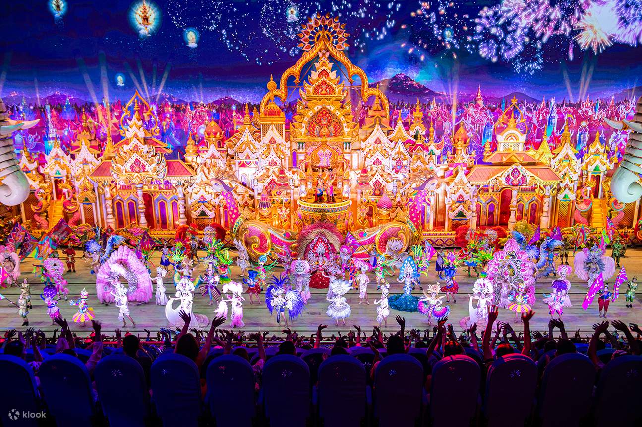 Spettacolo di parata del carnevale fluviale
