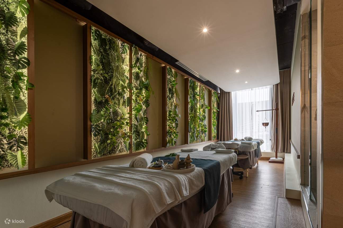 Nature Thai Massage at Sukhumvit 25 Experience in Bangkok