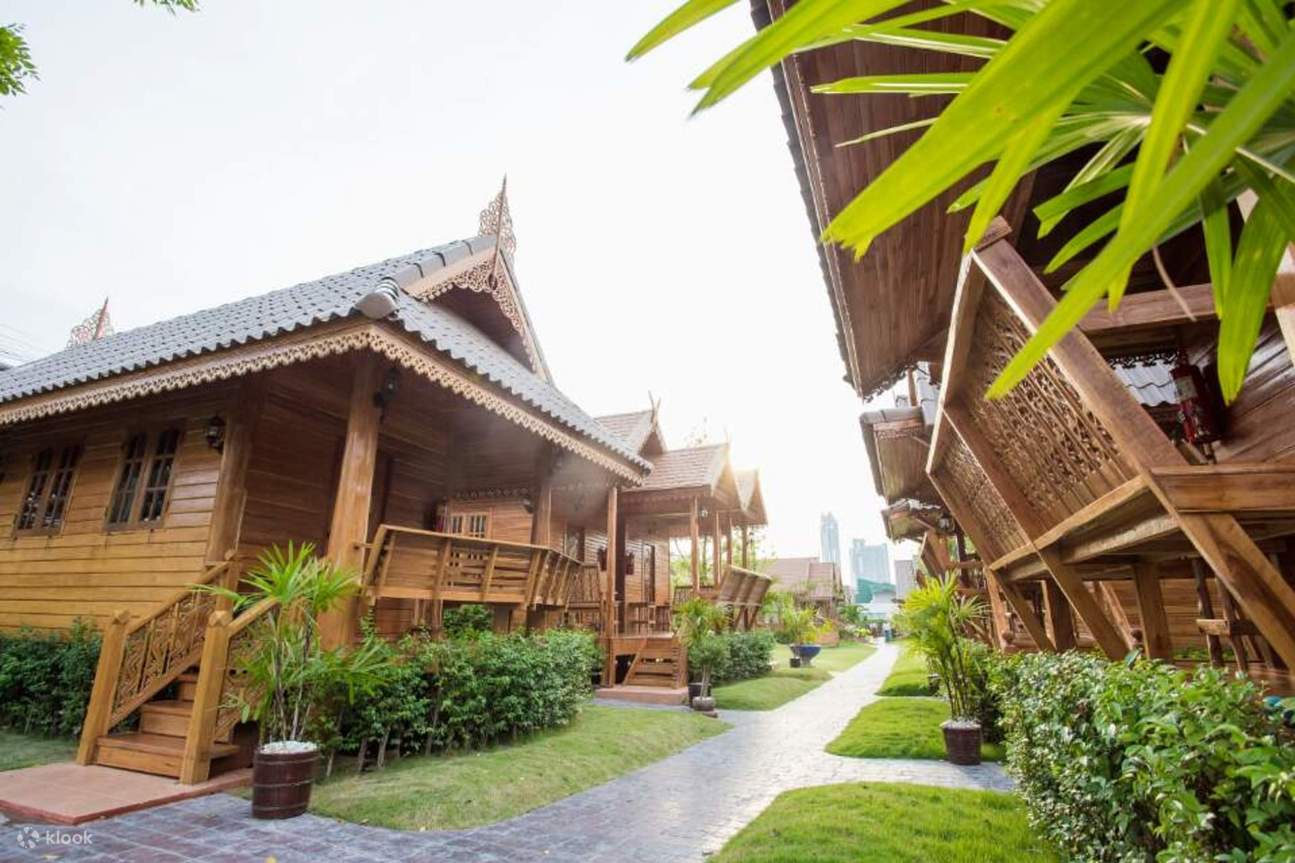 teak houses pattaya