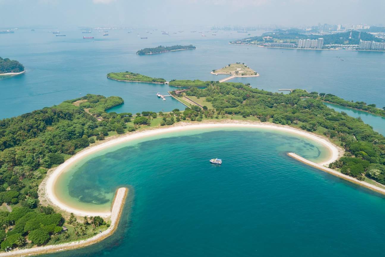 Lazarus island