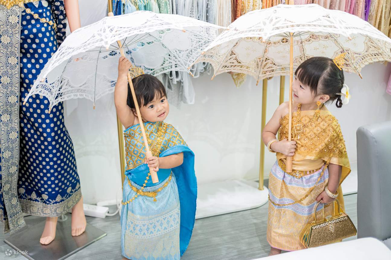 Thai Costume Rental with Accessories by Sanae Thai Closet  