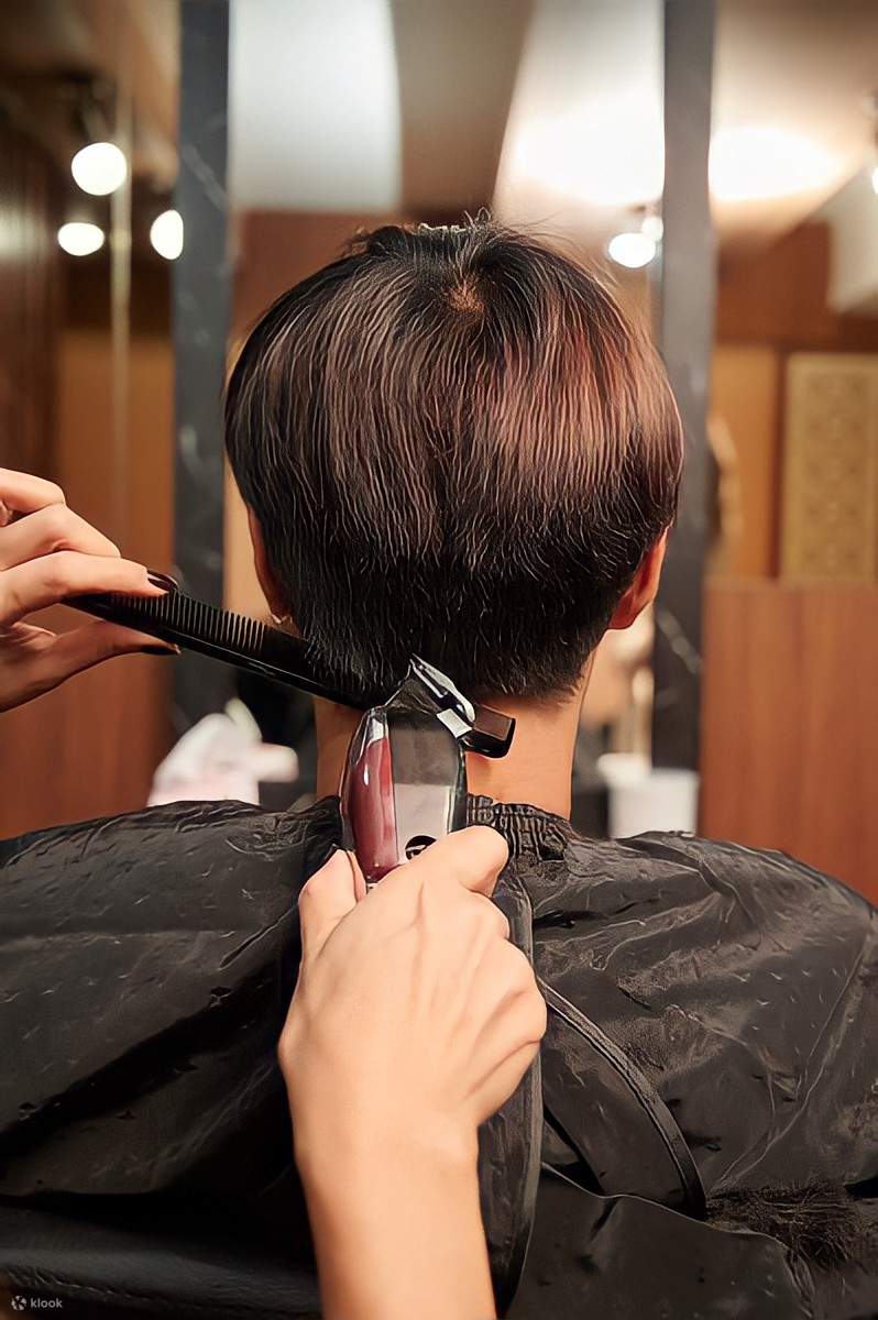 Salon Experience at Lek Massage and Salon Sukhumvit 24 in Bangkok
